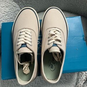 Sperry Canvas Lace-Up Sneakers NWT